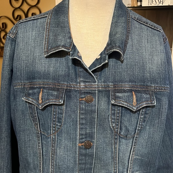 Old Navy, Jean jacket women’s size XXL - Picture 2 of 8